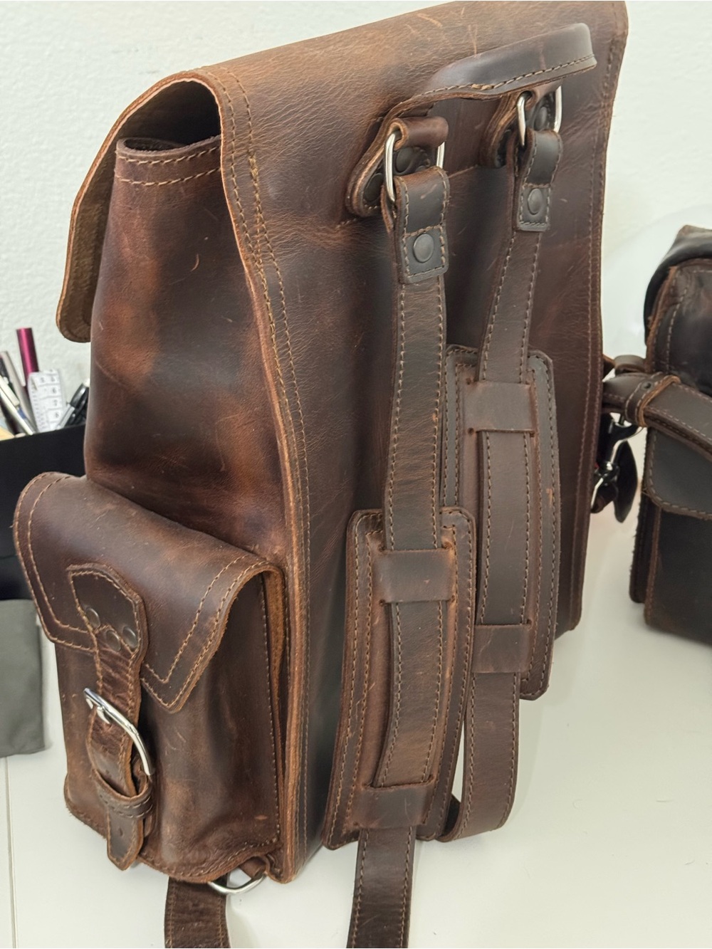 Saddleback Leather - Thin Front Pocket Backpack - Picture 3 of 9